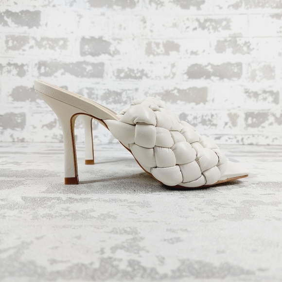 New Marc Fisher DAKINA White Leather SQUARE TOE SLIDE Sandals M946 - Picture 4 of 14